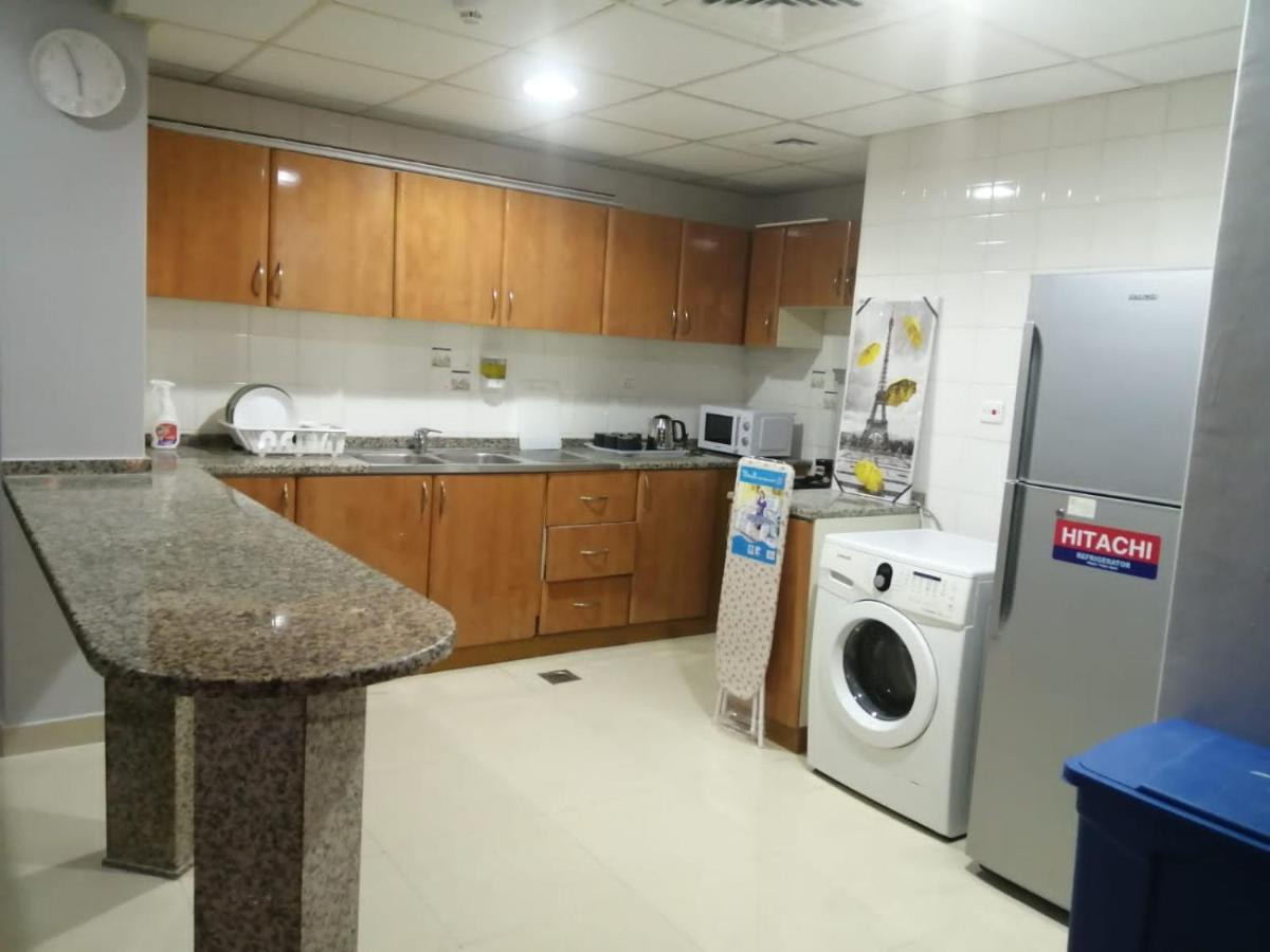 Albarsha 1 Hostel By Phm Dubai Eksteriør bilde