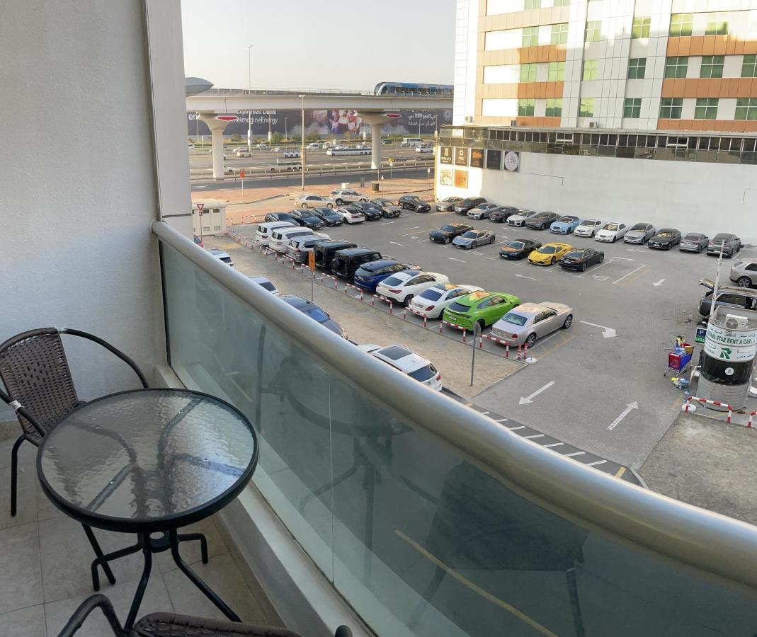 Albarsha 1 Hostel By Phm Dubai Eksteriør bilde