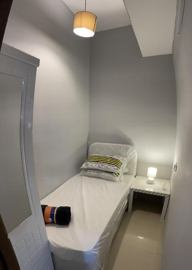 Albarsha 1 Hostel By Phm Dubai Eksteriør bilde