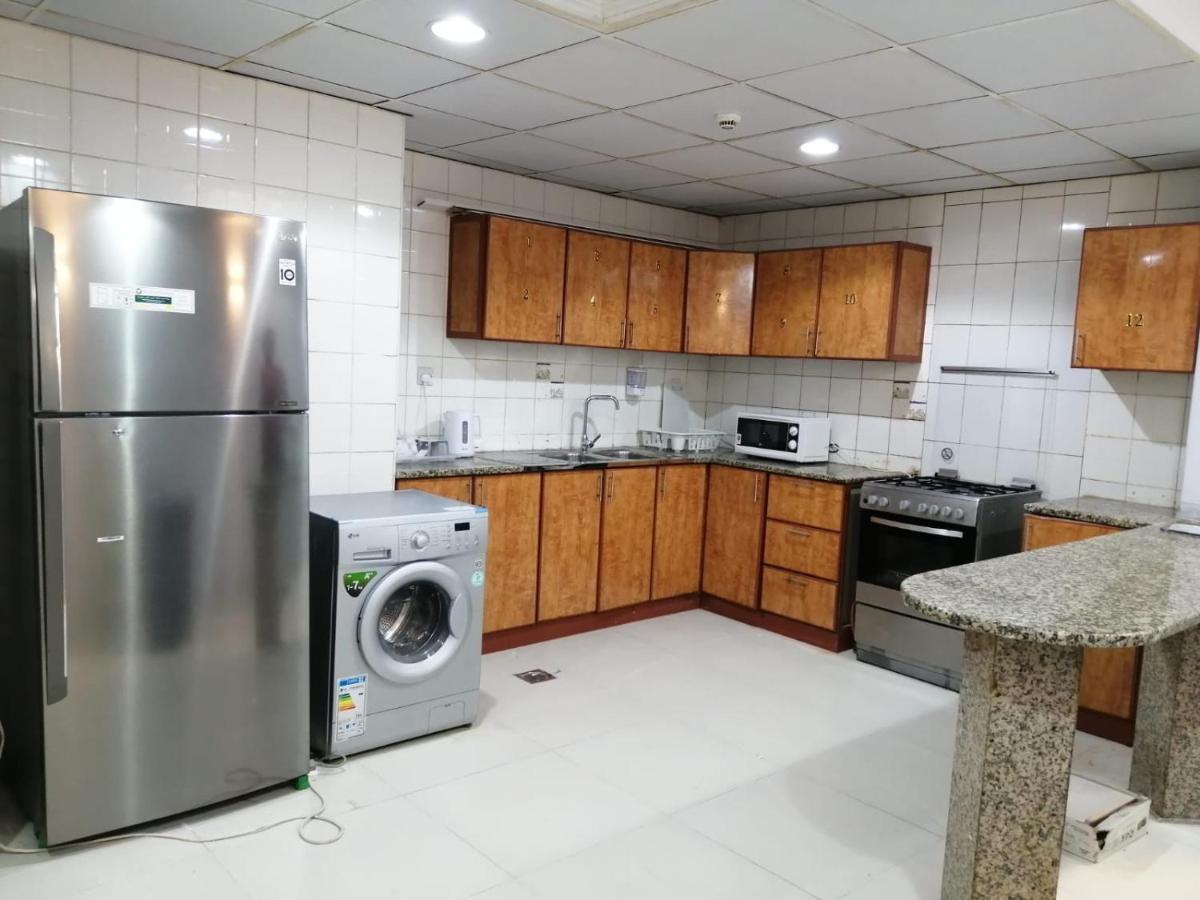 Albarsha 1 Hostel By Phm Dubai Eksteriør bilde